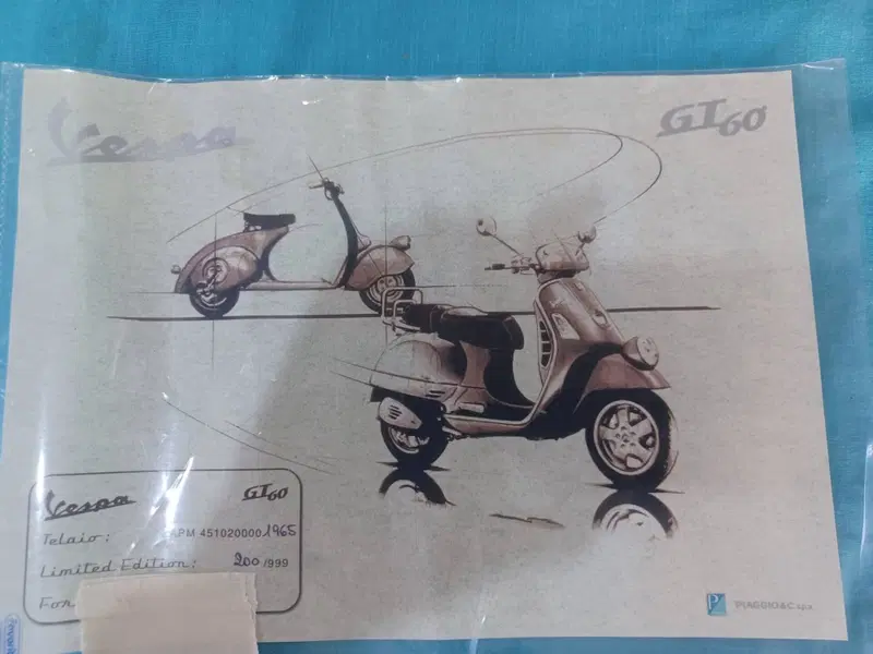 Piaggio VESPA GT60 LIMITED EDITION 200/999 (20)