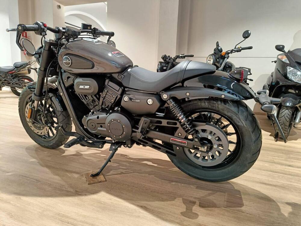 Keeway Motor V302 C (2022 - 25) (2)