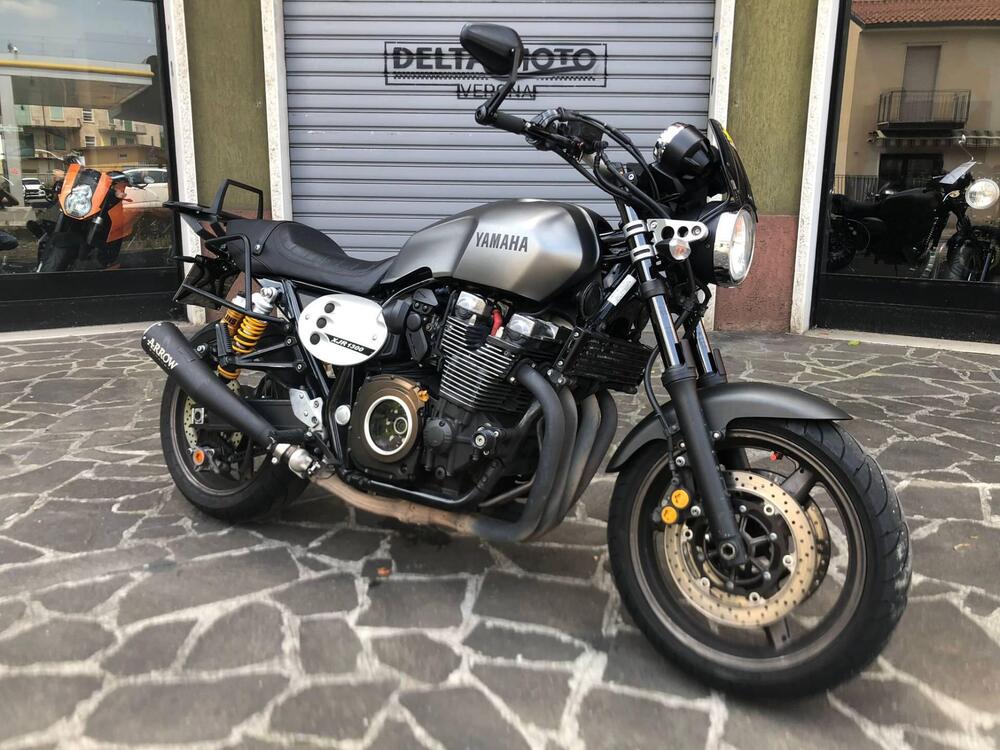 Yamaha XJR 1300 Racer (2015 - 17)