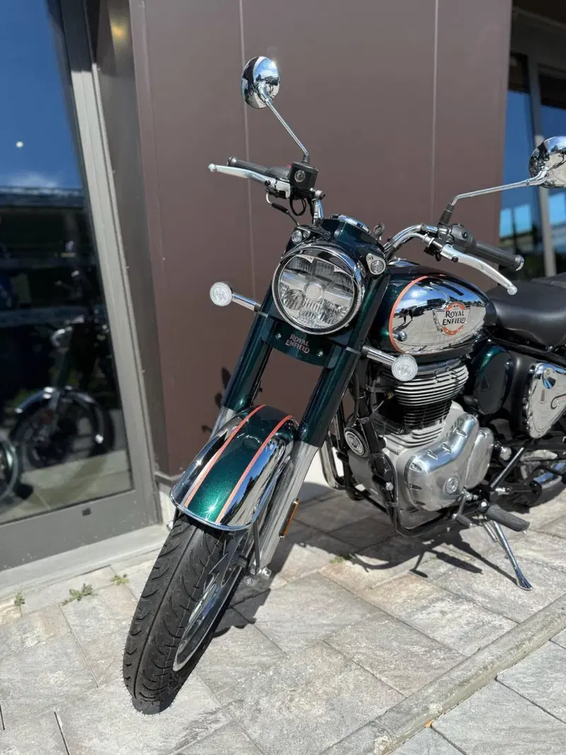 Royal Enfield Classic 350 (2021 - 26) (2)