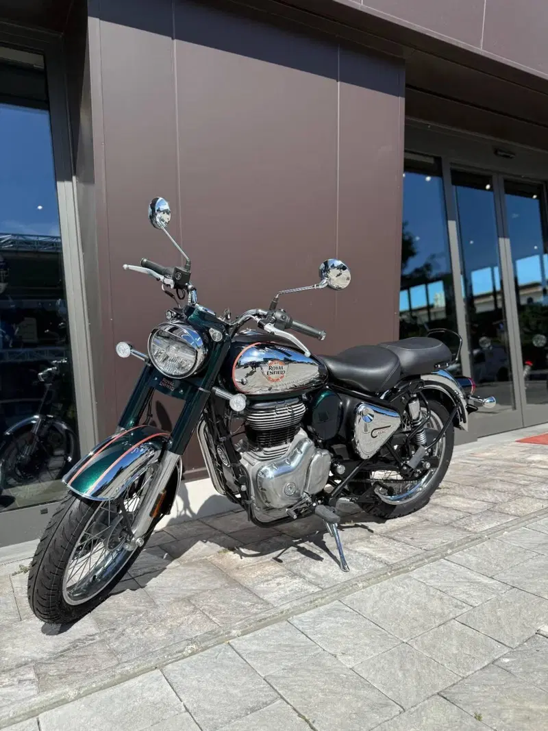 Royal Enfield Classic 350 (2021 - 26) (7)