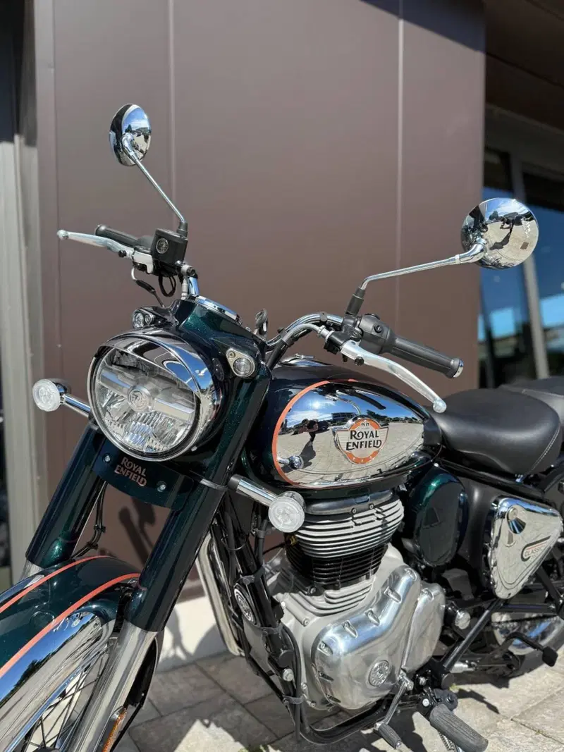 Royal Enfield Classic 350 (2021 - 26) (8)
