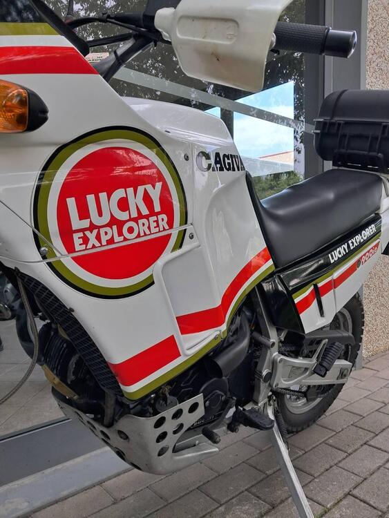 Cagiva Elefant 900 I.E. Lucky Explorer (2)