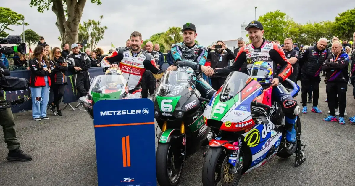 Tourist Trophy 2025: Supertwin a Dunlop che arriva a 31 vittorie nel TT!
