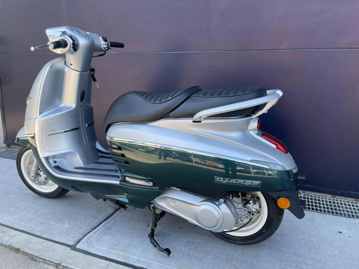 Peugeot Django 125 Classic Standard (2025 - 26) (5)