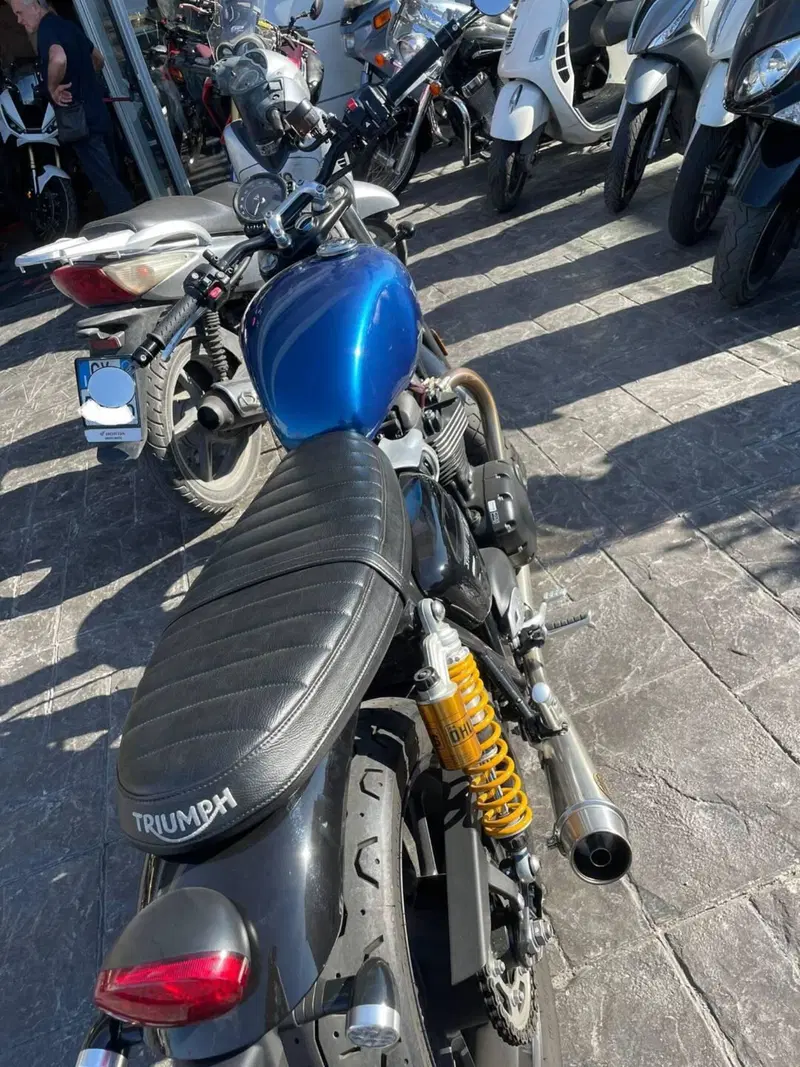 Triumph Street Twin 900 (2021 - 22) (10)