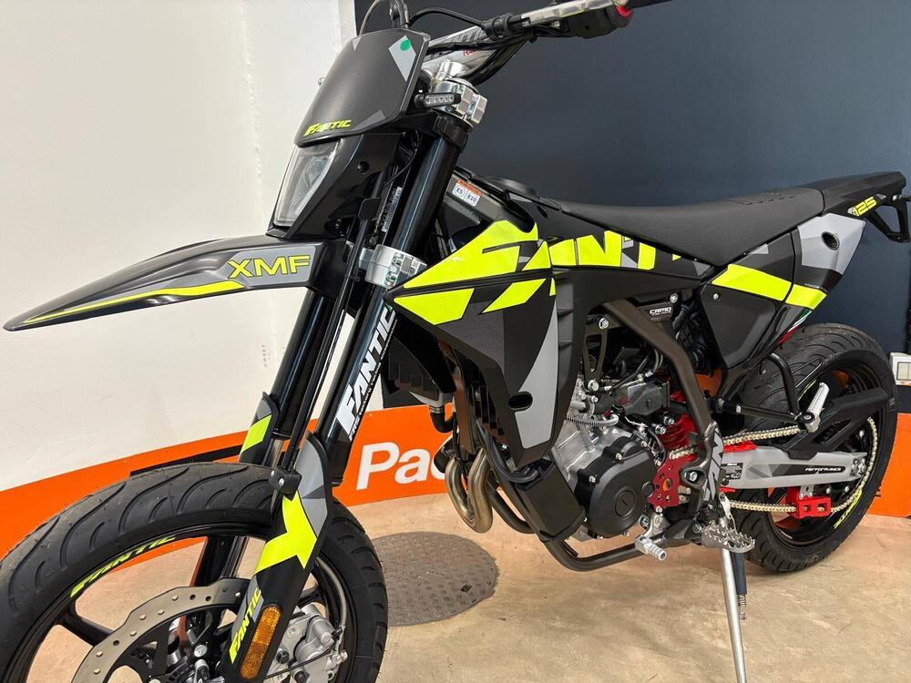 Fantic Motor XMF 125 Performance (2025) (5)