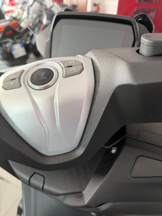 Voge Sfida SR4 (2022 - 24) (3)