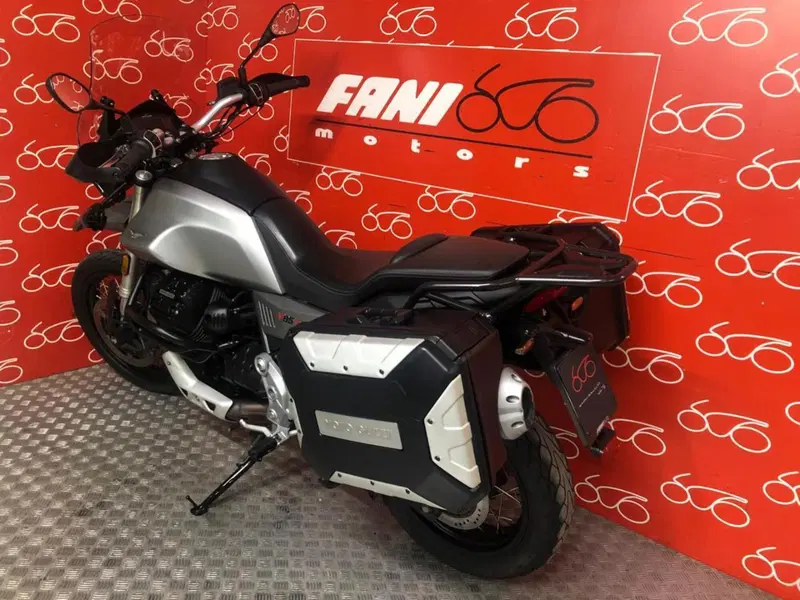 Moto Guzzi V85 TT (2019 - 20) (4)