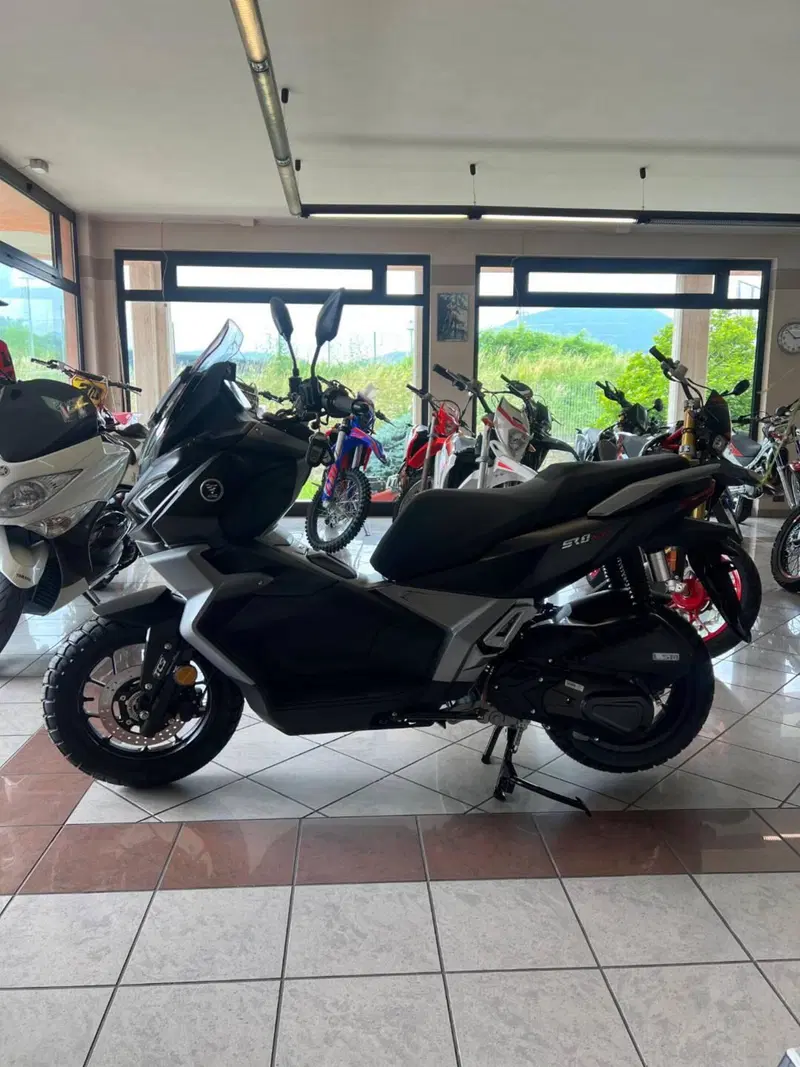 Voge Sfida SR1 ADV (2023 - 26) (2)