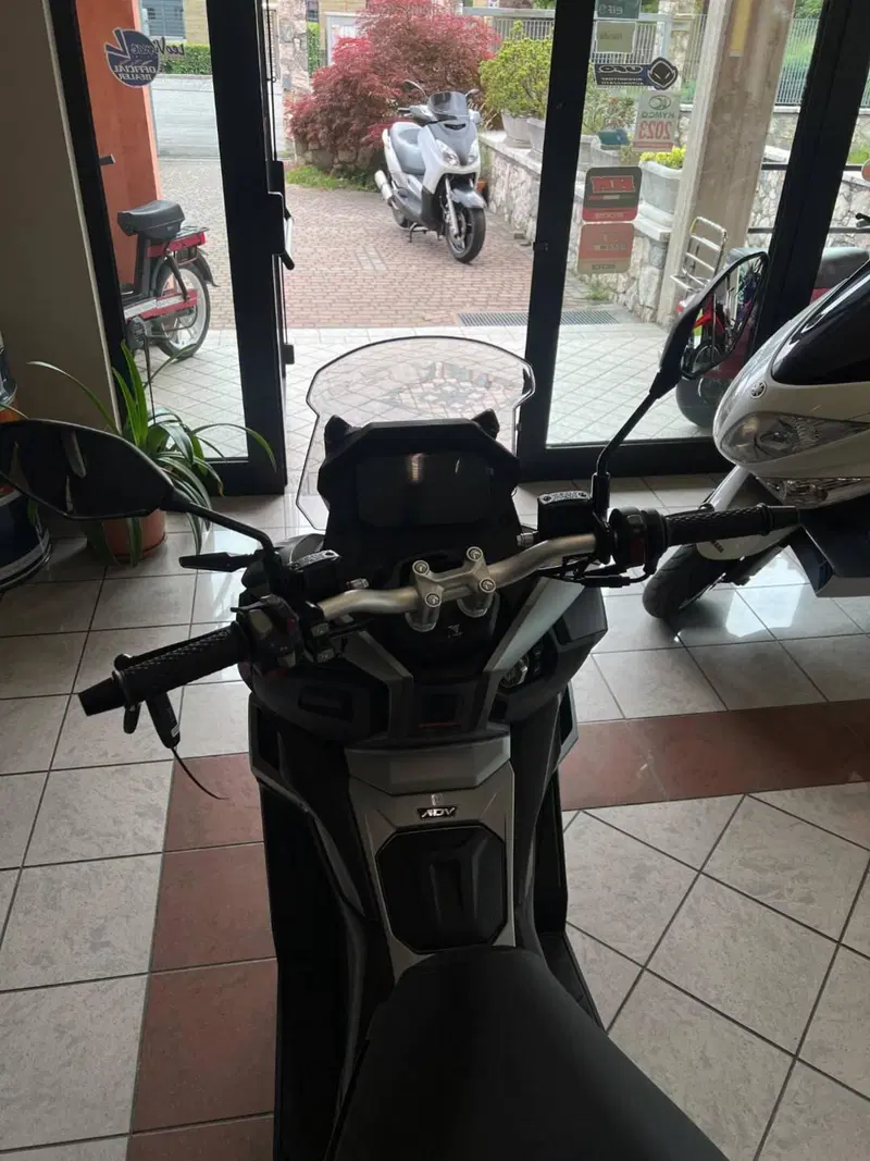 Voge Sfida SR1 ADV (2023 - 26) (5)
