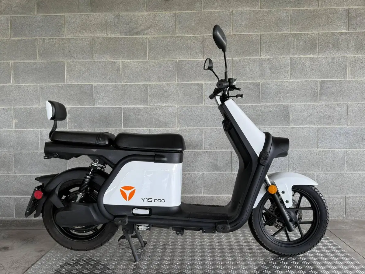 Yadea Y1S Pro Utility (2023 - 26)