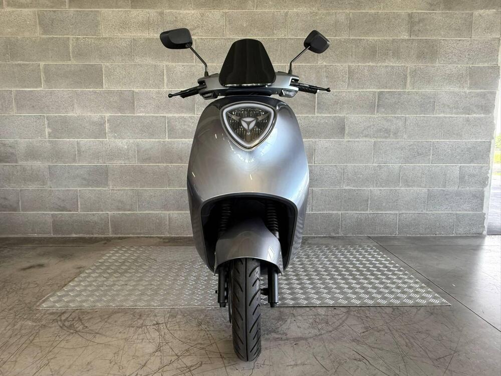 Yadea C1S Pro (2020 - 25) (2)