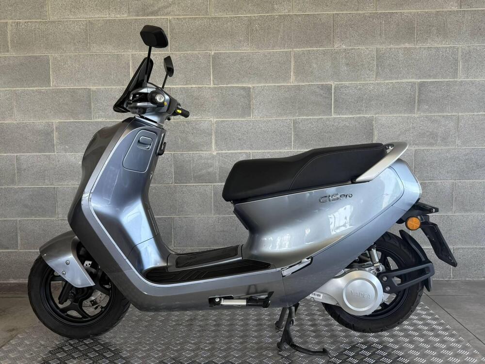 Yadea C1S Pro (2020 - 25) (4)