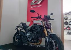 QJ Motor SRK 900 (2025) nuova