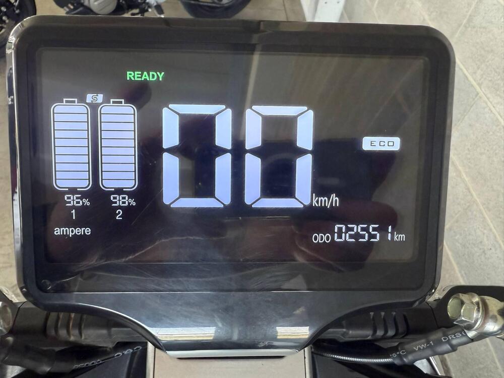 Yadea G5S (2022 - 25) (3)