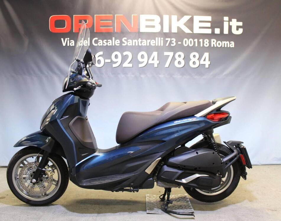 Piaggio Beverly 300 S ABS-ASR (2021 - 25) (2)