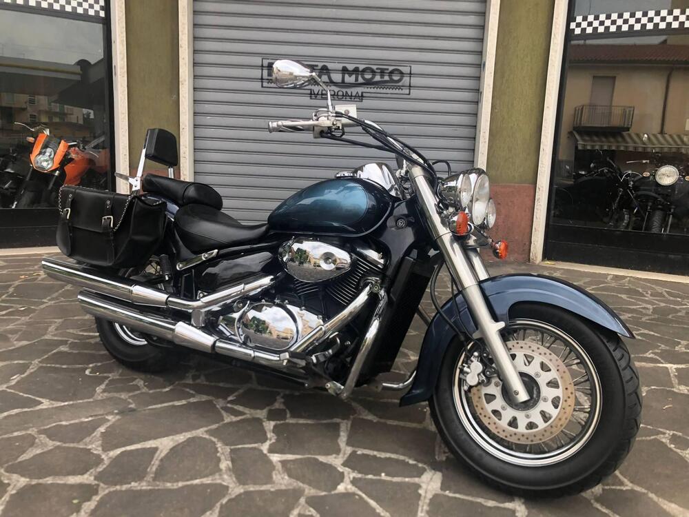 Suzuki VL 800 Intruder Volusia (2000 - 04)