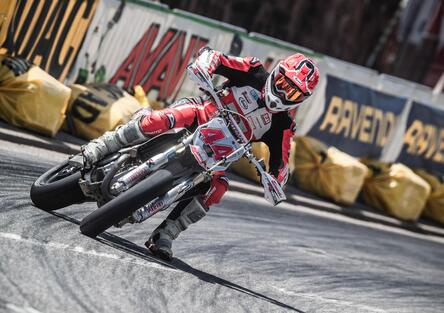Vertemati torna in gara al Mondiale Supermoto. Ottime sensazioni in Germania