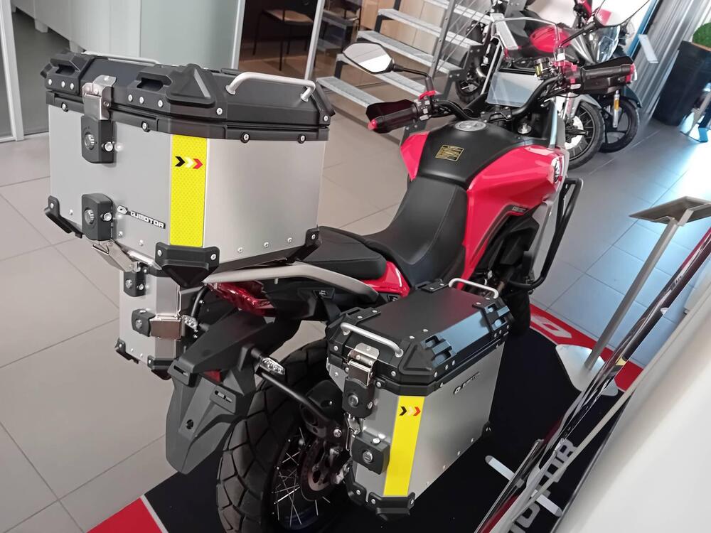 QJ Motor SVT 650 X (2024) (5)