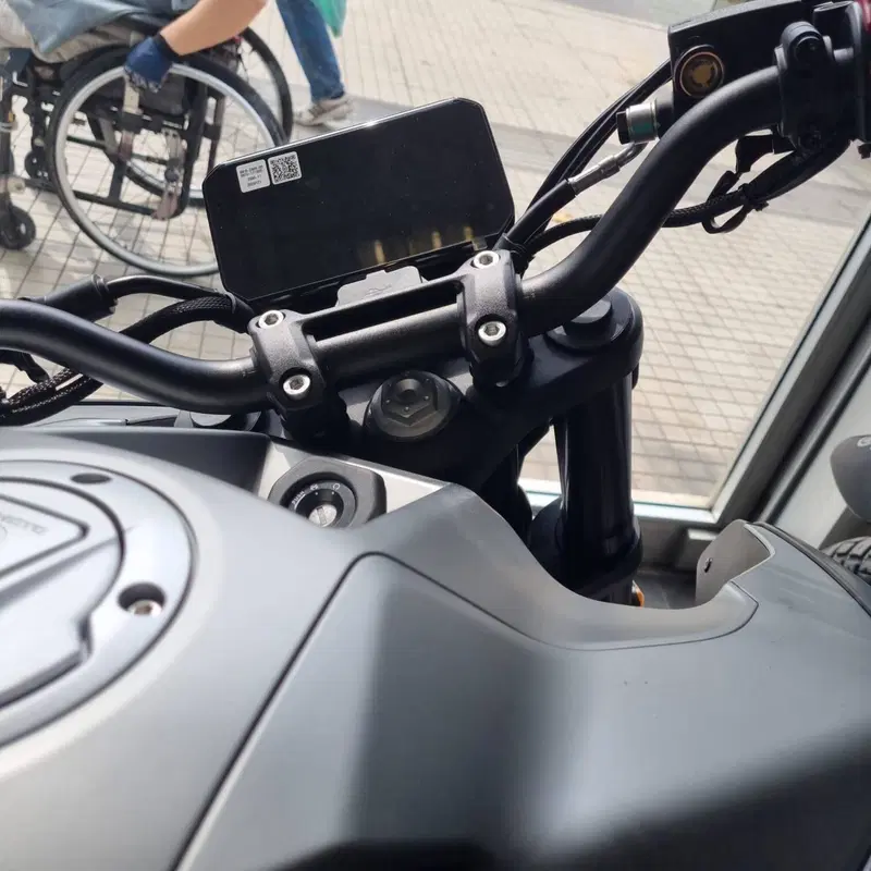 CFMOTO 125NK (2025 - 26) (4)