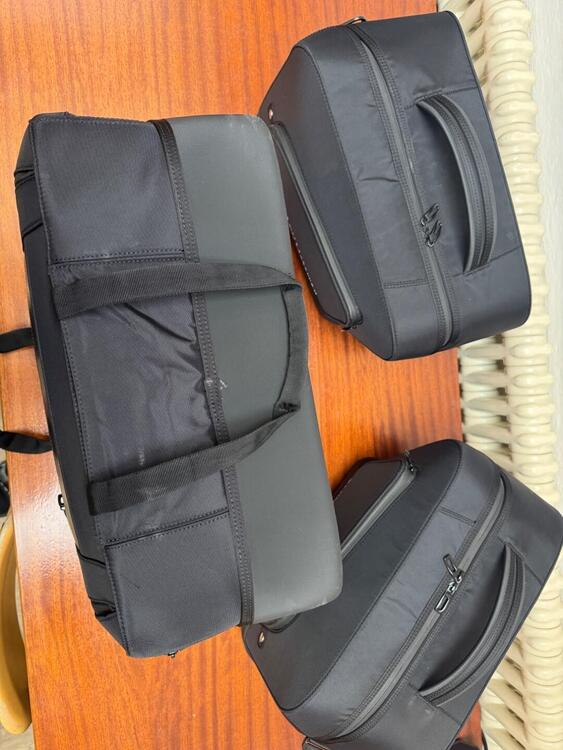 Vendo borse interne BMW (4)