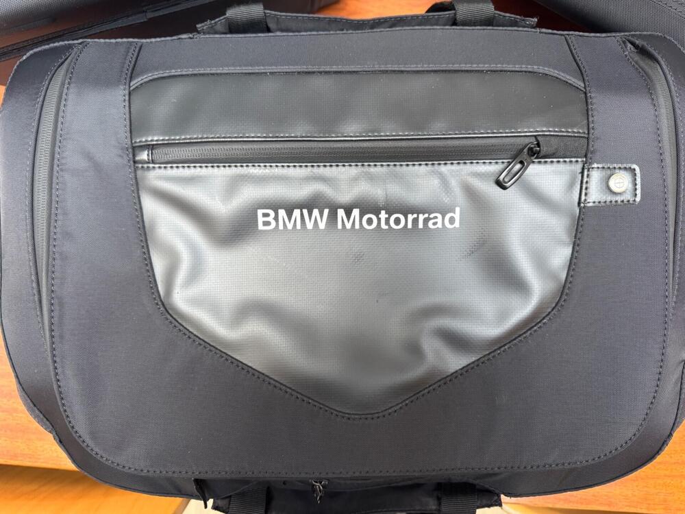 Vendo borse interne BMW (5)