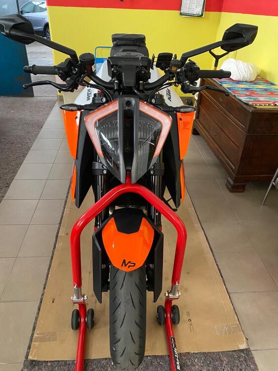 KTM 1290 Super Duke R (2022 - 23) (5)