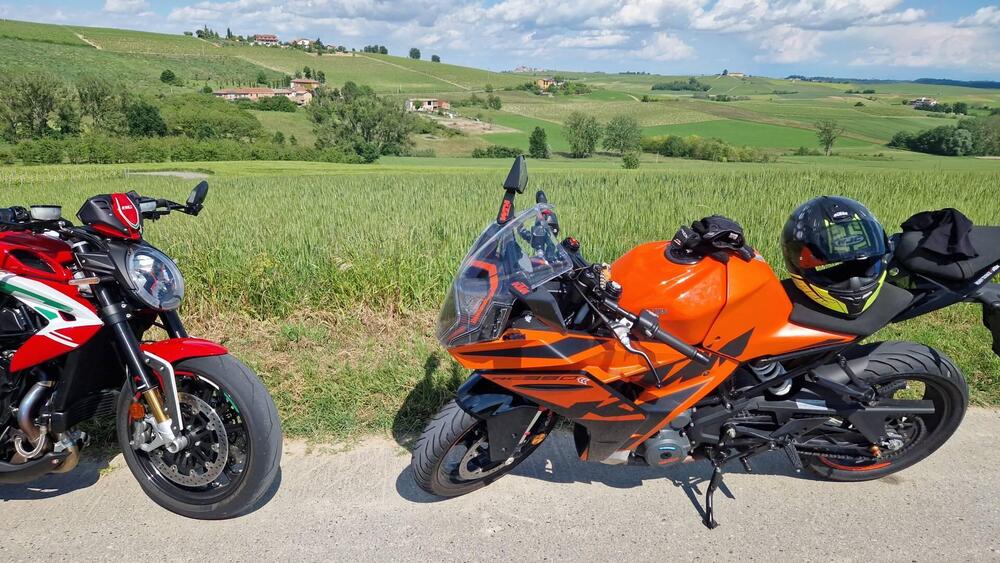 KTM RC 390 (2022 - 25) (2)