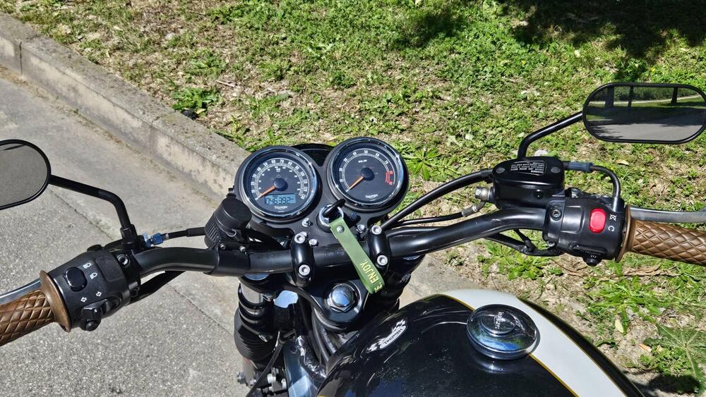 Triumph Bonneville T100 (2008 - 16) (3)