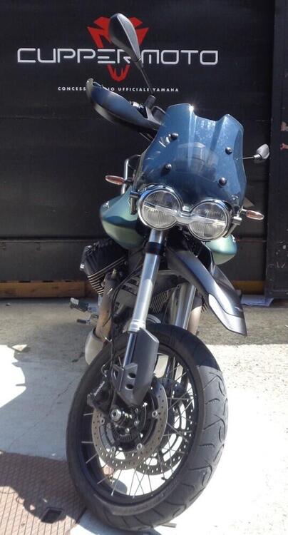 Moto Guzzi V85 TT (2021 - 23) (4)
