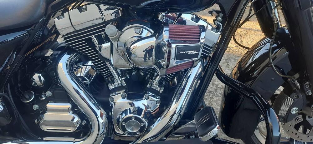 Harley-Davidson 1690 Street Glide Special (2014 - 16) - FLHX (3)