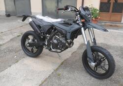 Betamotor RR 125 4T Motard T - X Special Edition (2025) nuova