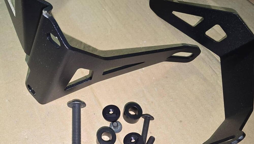 Supporto navigatore Bmw r1250r 2023 -> Wunderlich GmbH (2)