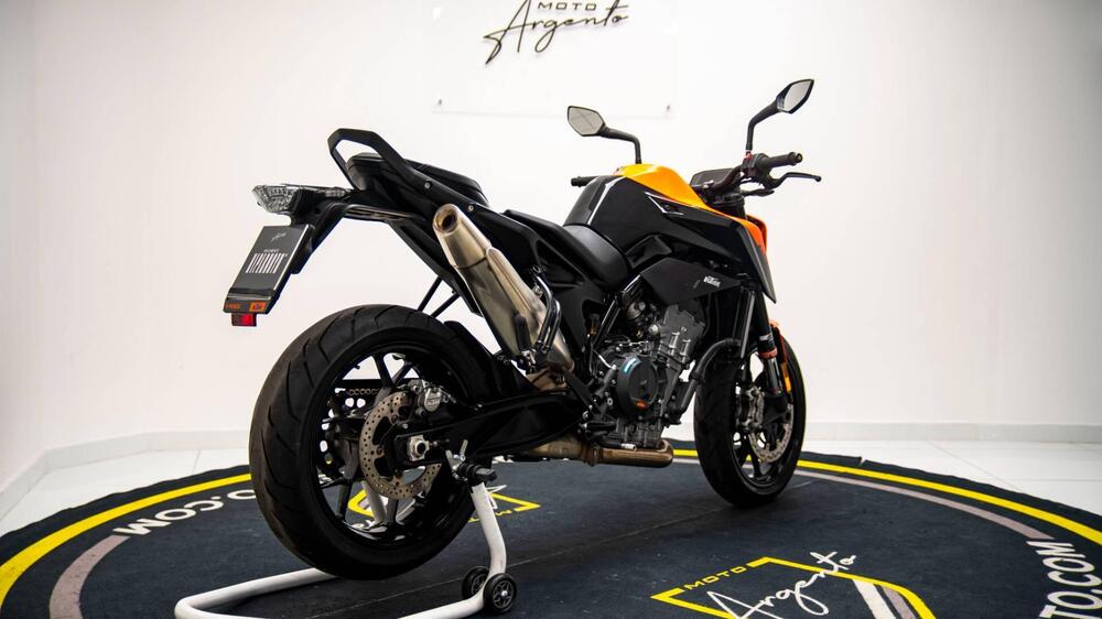 KTM 890 Duke (2021 - 23) (4)