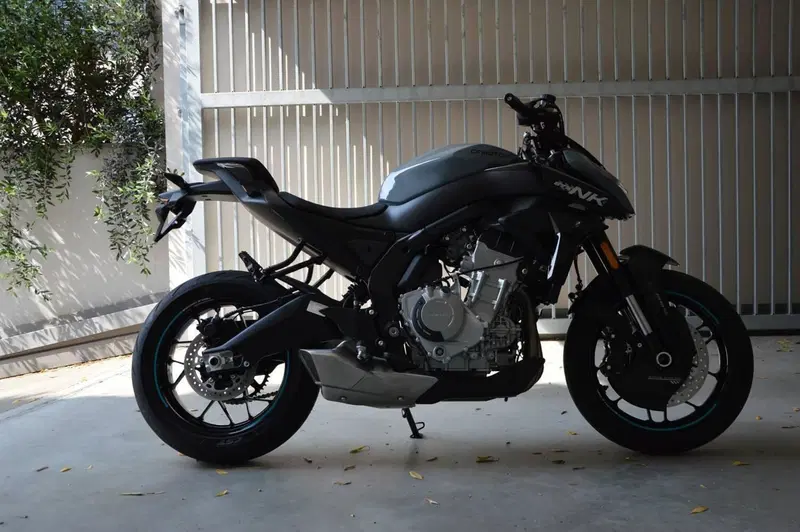 CFMOTO 675NK (2025 - 26) (4)