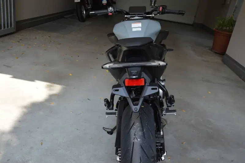 CFMOTO 675NK (2025 - 26) (9)