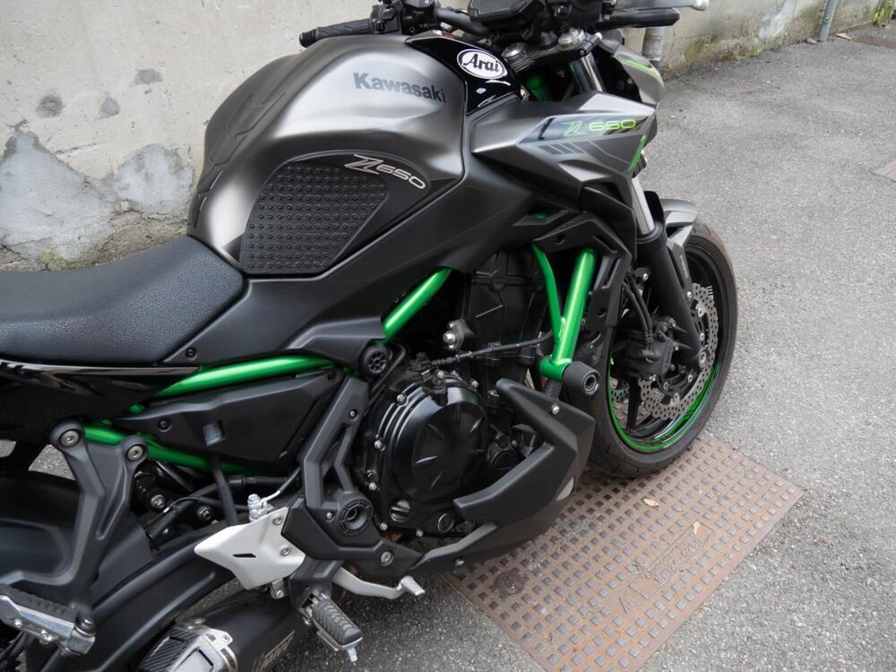 Kawasaki Z 650 (2021 - 24) (5)