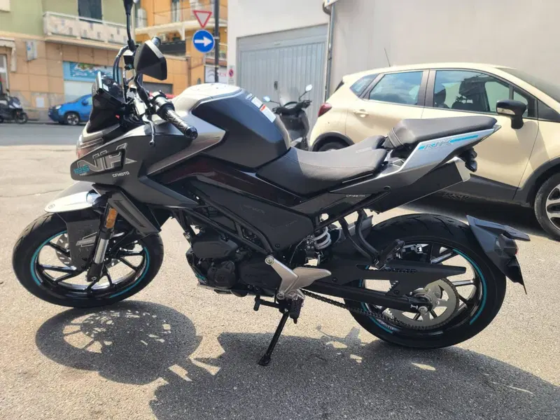CFMOTO 125NK (2025 - 26) (9)