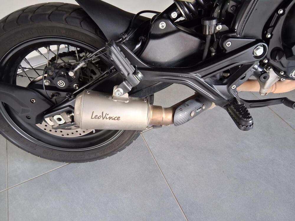 Moto Morini SEIEMMEZZO SCR (2022 - 25) (4)