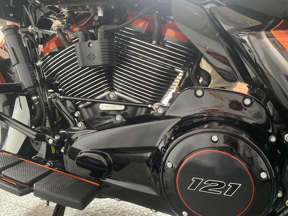 Harley-Davidson CVO Street Glide (2024) (5)