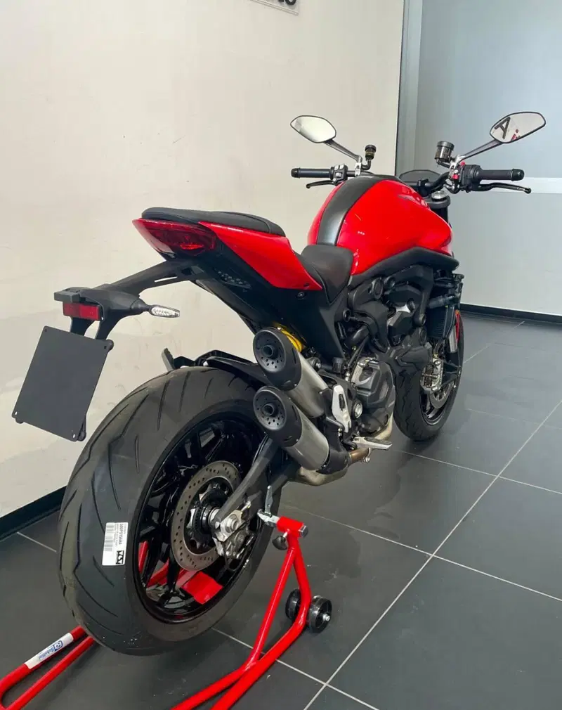 Ducati Monster 937 + (2021 - 25) (4)