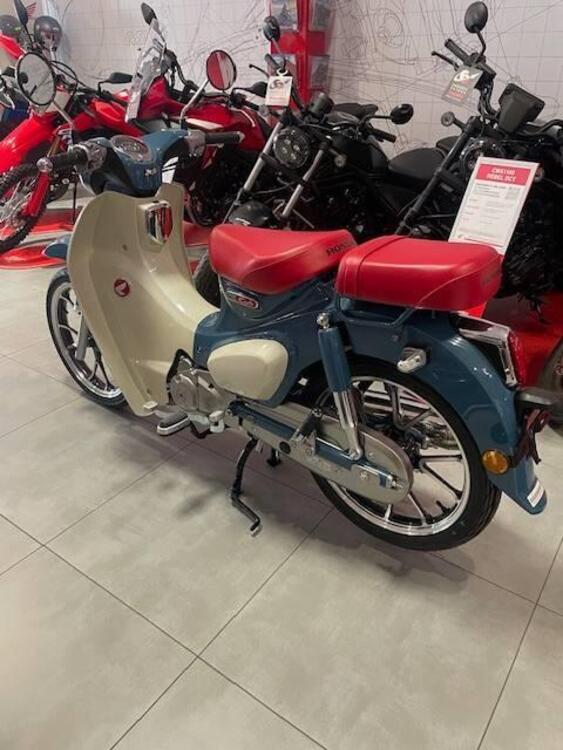 Honda Super Cub C125 (2022 - 24) (4)