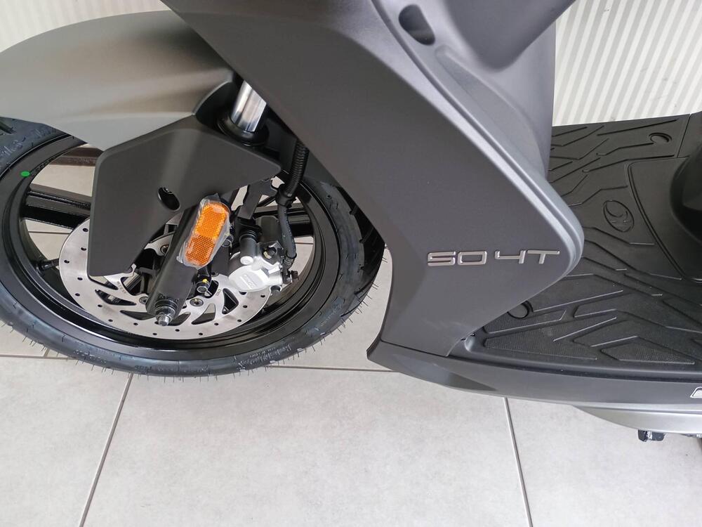 Kymco Agility 50 R16 + (2021 - 25) (4)