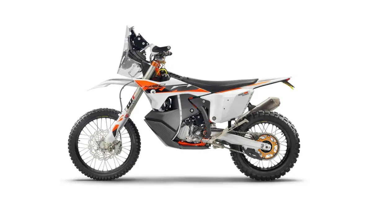 KTM 450 Rally 450 Rally Replica (2026) (4)