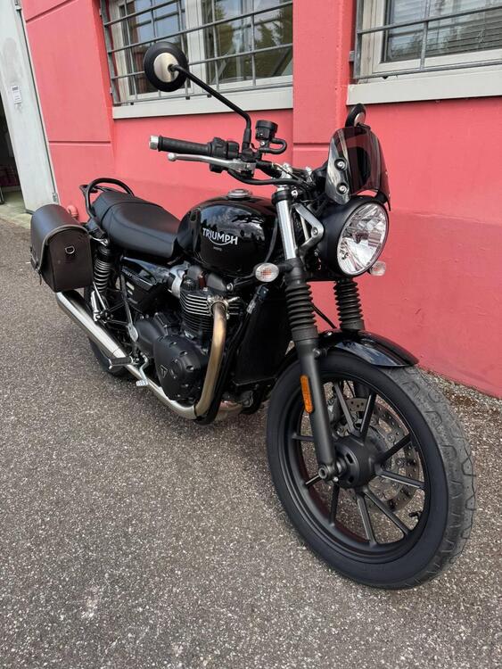 Triumph Street Twin 900 (2019 - 20) (2)