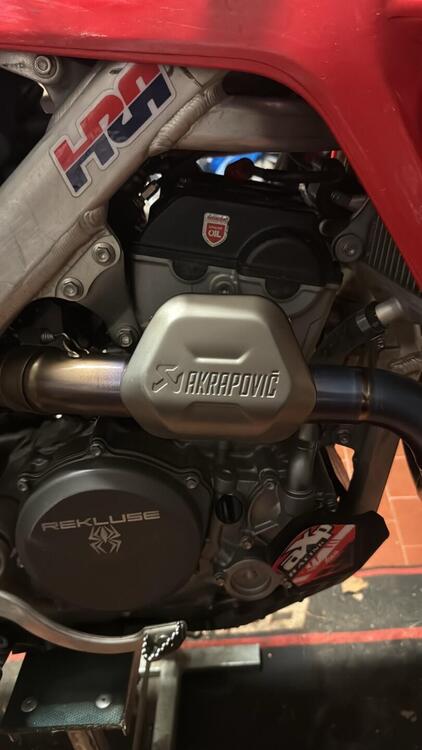 Akrapovic crf 250/300 2022/2025 (3)