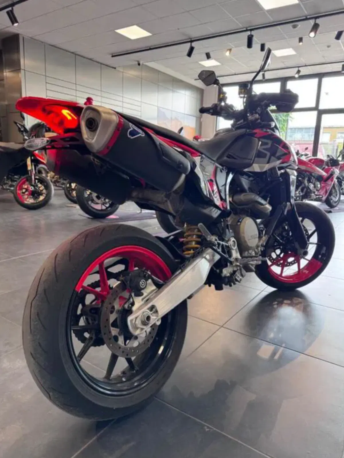 Ducati Hypermotard 698 Mono RVE: l'usato del giorno di Moto.it [GALLERY] (4)