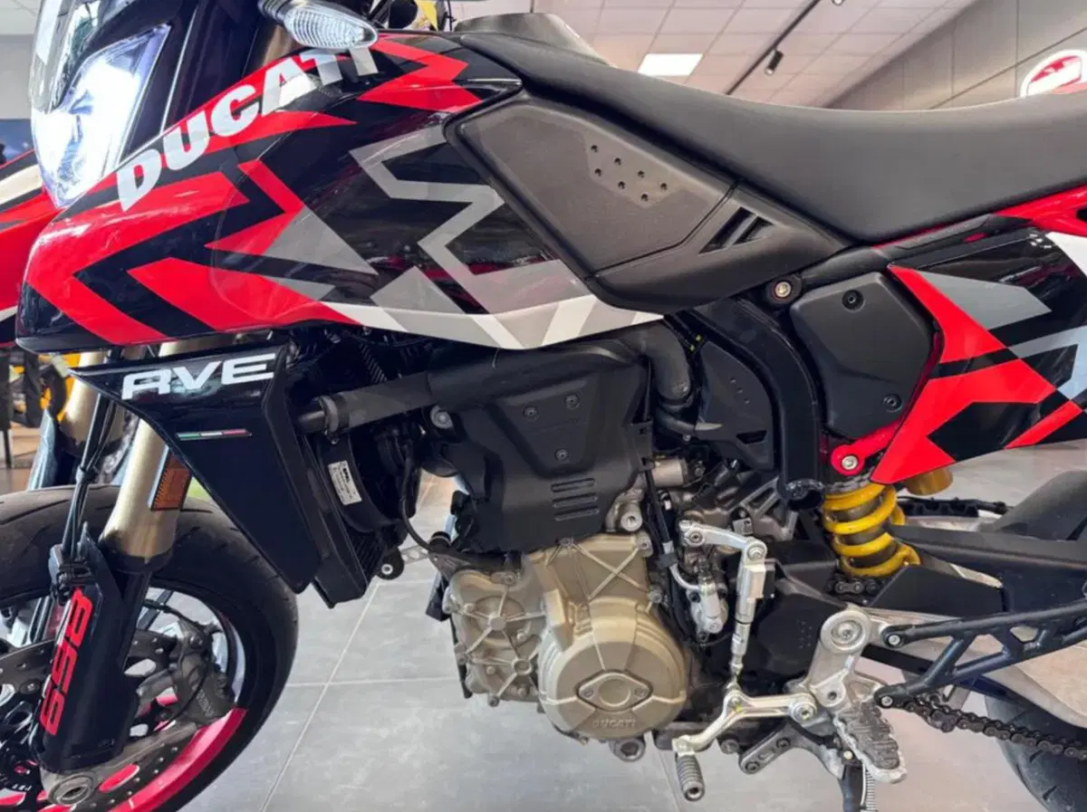 Ducati Hypermotard 698 Mono RVE: l'usato del giorno di Moto.it [GALLERY] (5)