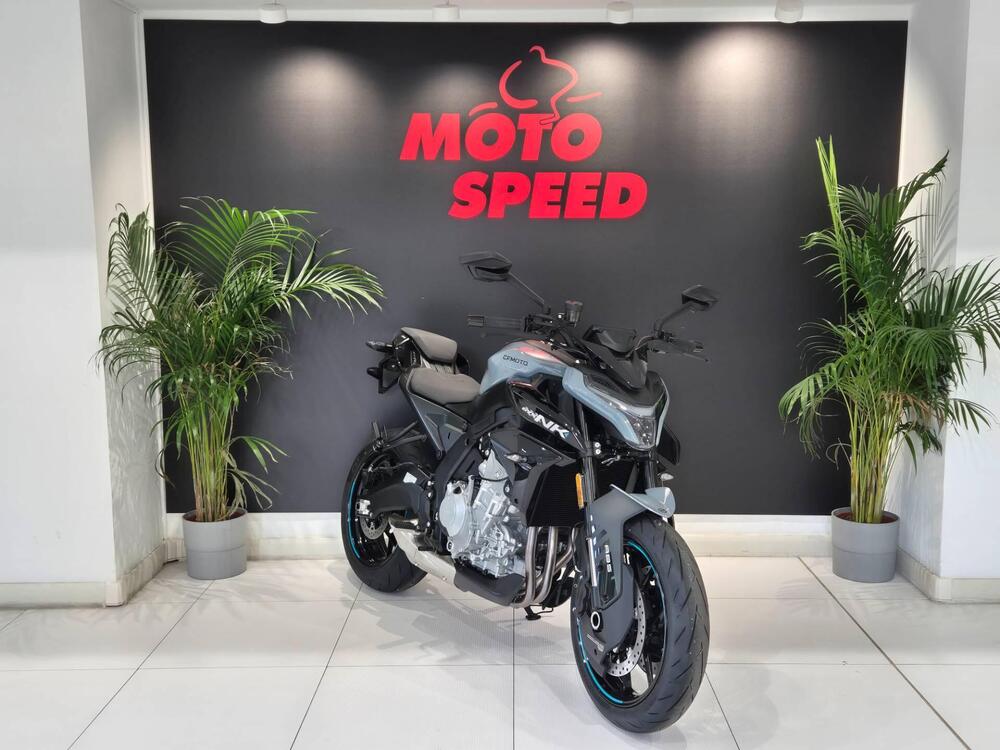 CFMOTO 675NK (2025) (3)